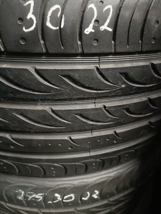Pneus  295/30/22