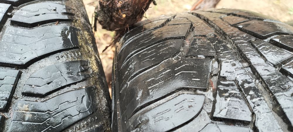 Продам, диски разом з шинами,на Мазда.