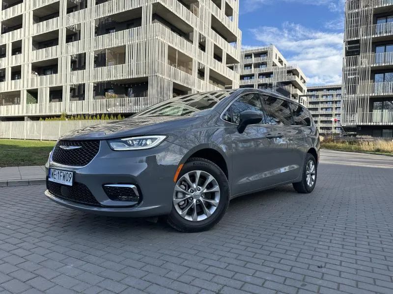 Chrysler Pacifica 4x4! 3,6 benzyna! 7-osobowy! Aktywny tempomat! Faktura!