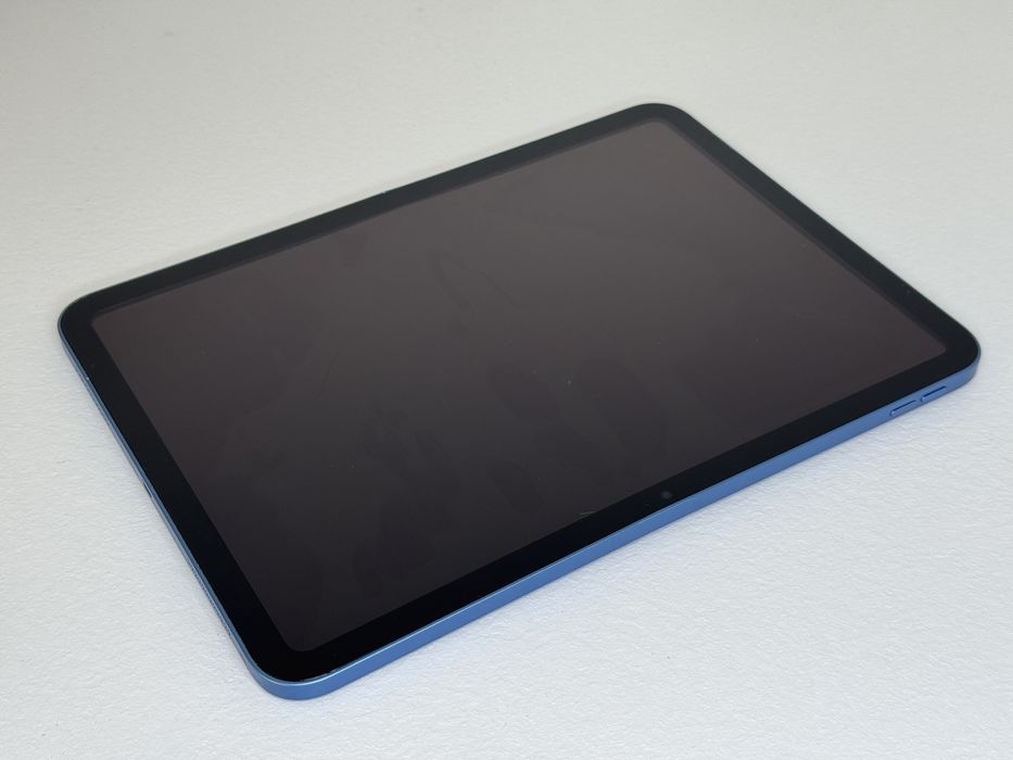 iPad 10. gen. 256GB (A2696) - wylany wyswietlacz - faktura VAT 23%
