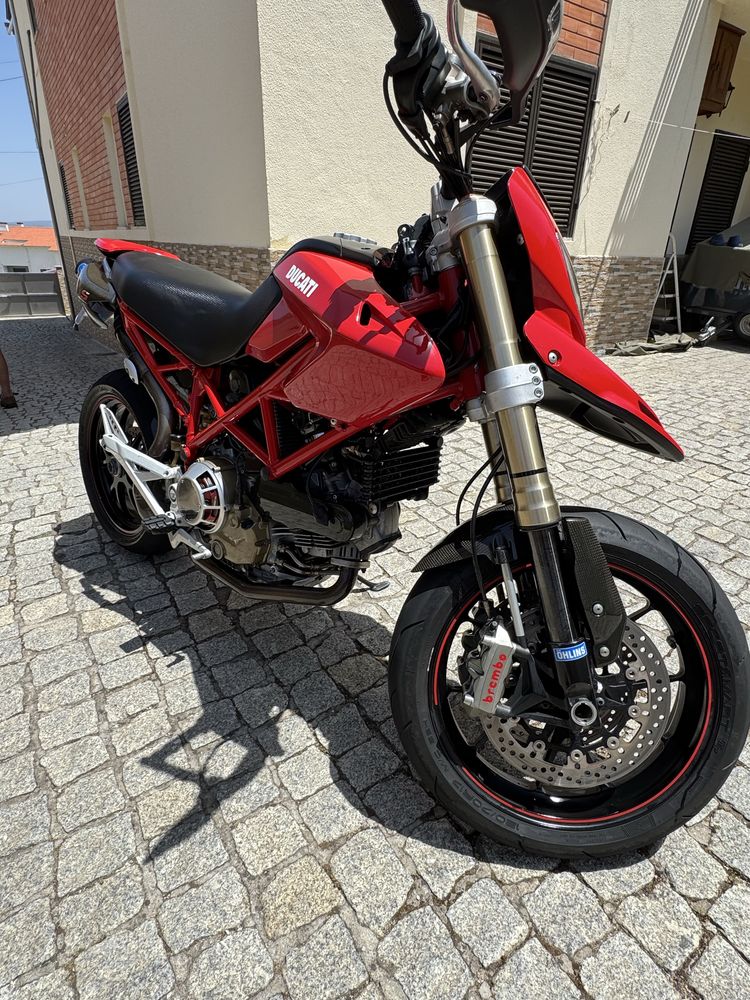 Ducati hyper motard 1100 s