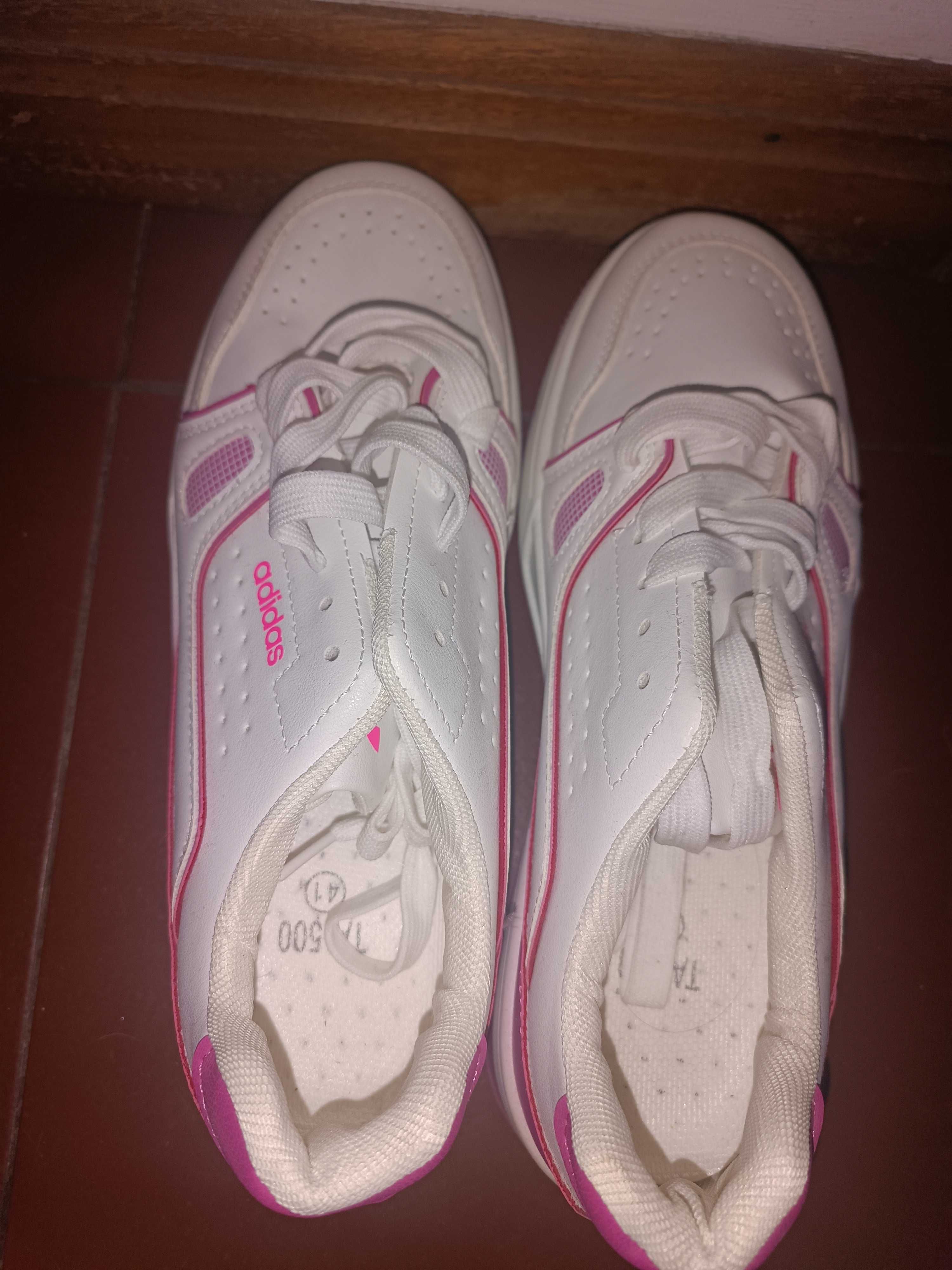 Sapatilhas adidas nunca usadas