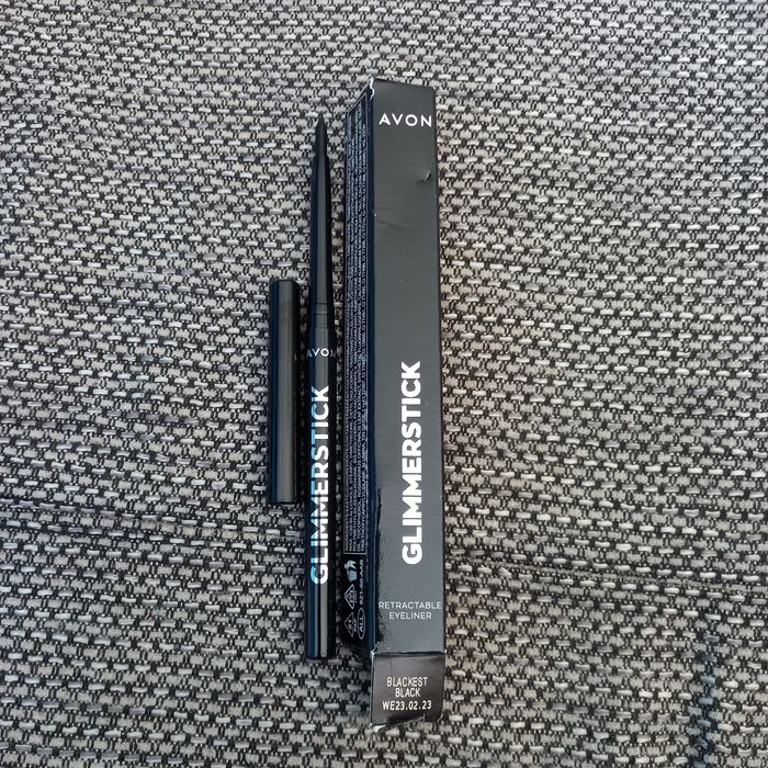 Avon Glimmerstick konturówka Blackest Black