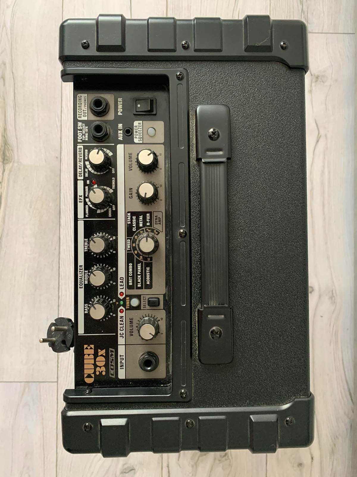Комбоусилитель Roland CUBE-30X