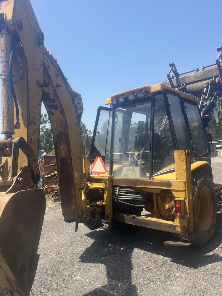 Retroescavadora Cat 428C turbo