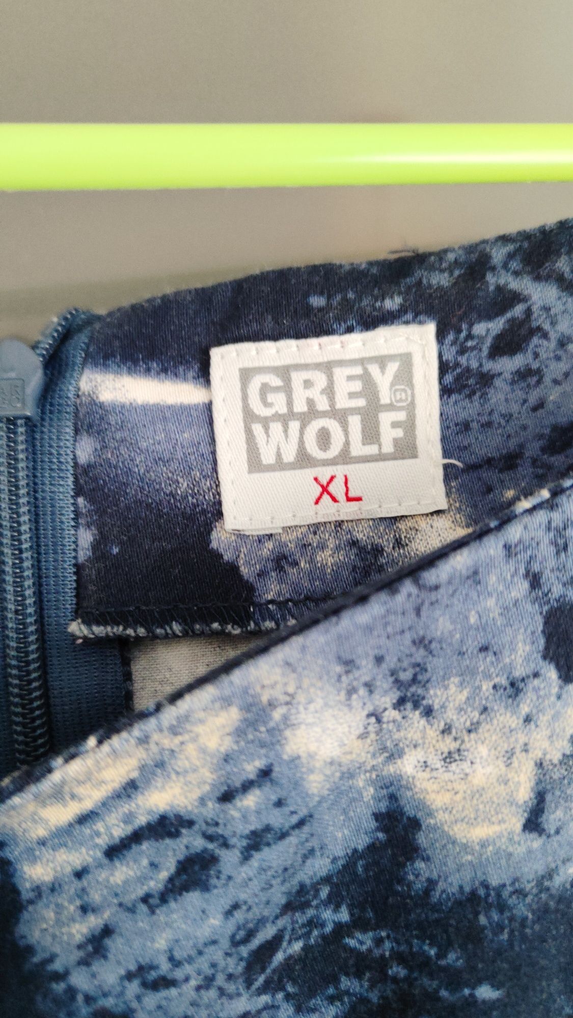 Sukienka Grey Wolf rozmiar XL