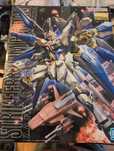 MG 1/100 Strike Freedom Gundam Model Kit