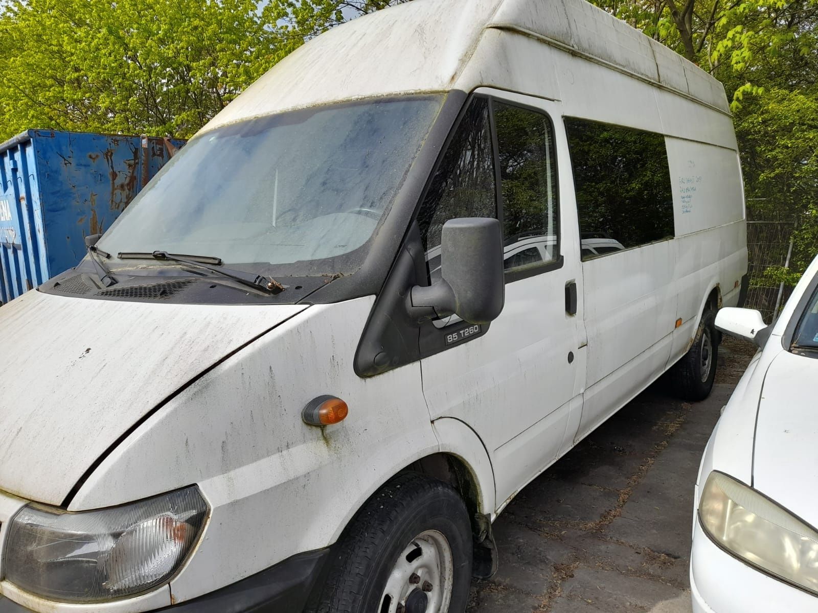 Ford Transit 2005r. 2.4diesel 85kW/116 KM maska 229