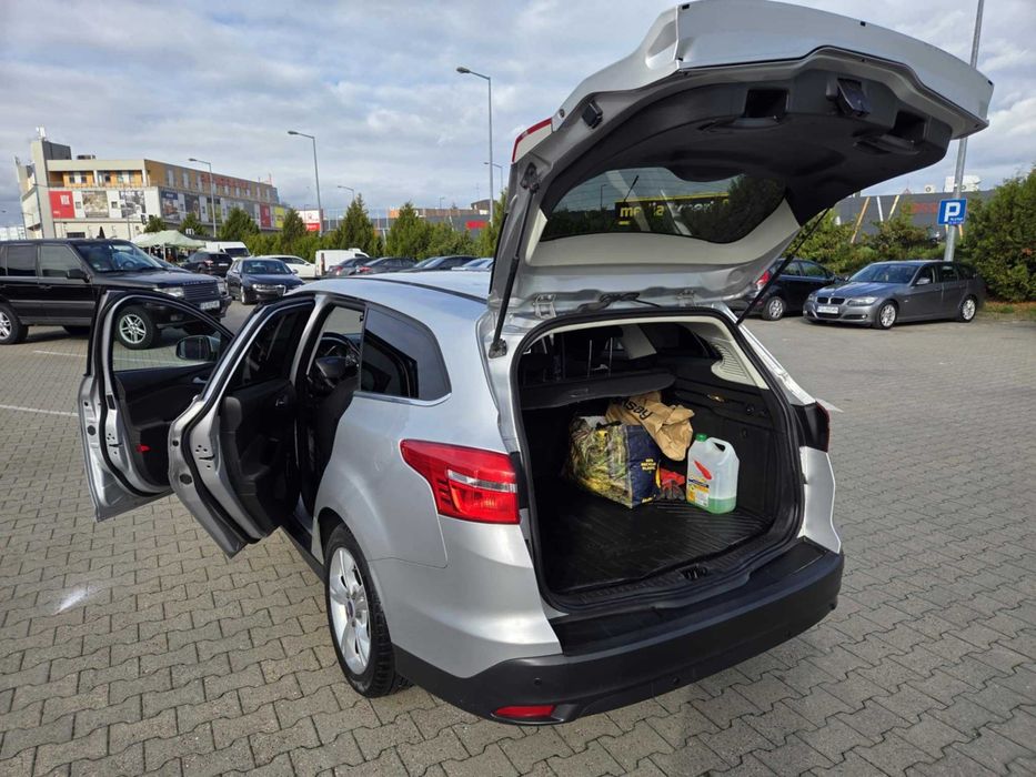 Ford Focus 2015r 1.6 TDCI Kombi  Super Stan po  serwisie Polski Salon