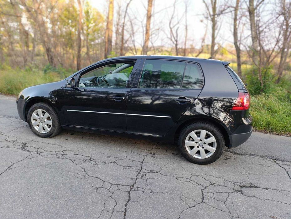 Volkswagen Golf 2008 1,6 МРІ