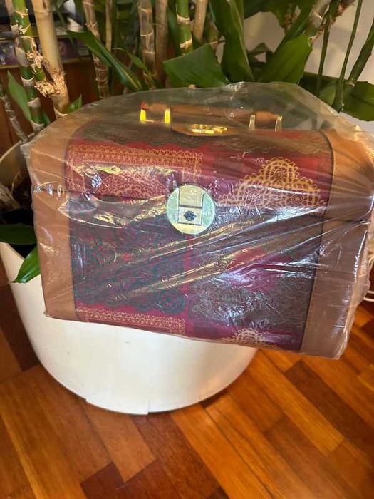 "Necessaire" da marca Giorgio Ferri