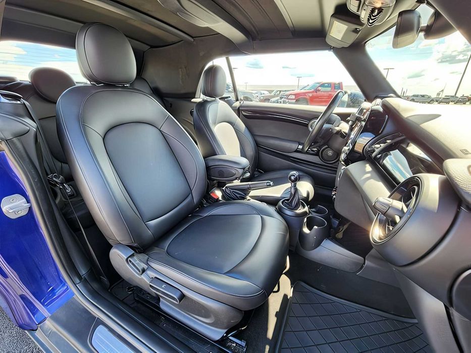 MINI Cooper      2019