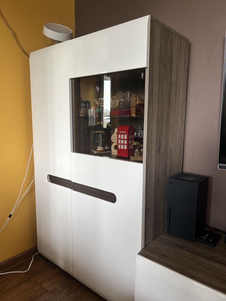 Witryna Azteca Trio 90 cm z 2 drzwiami BRW stan idealny!