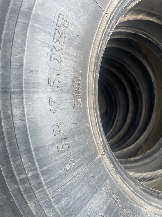 Opony    10R    22,5t.