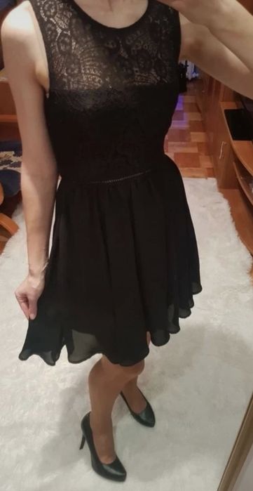 Sukienka house xs mała czarna rozkloszowana sexi na imprezę