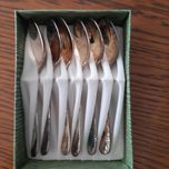 Łyżeczki do kawy posrebrzane stare, plater 11,5 cm, PRL