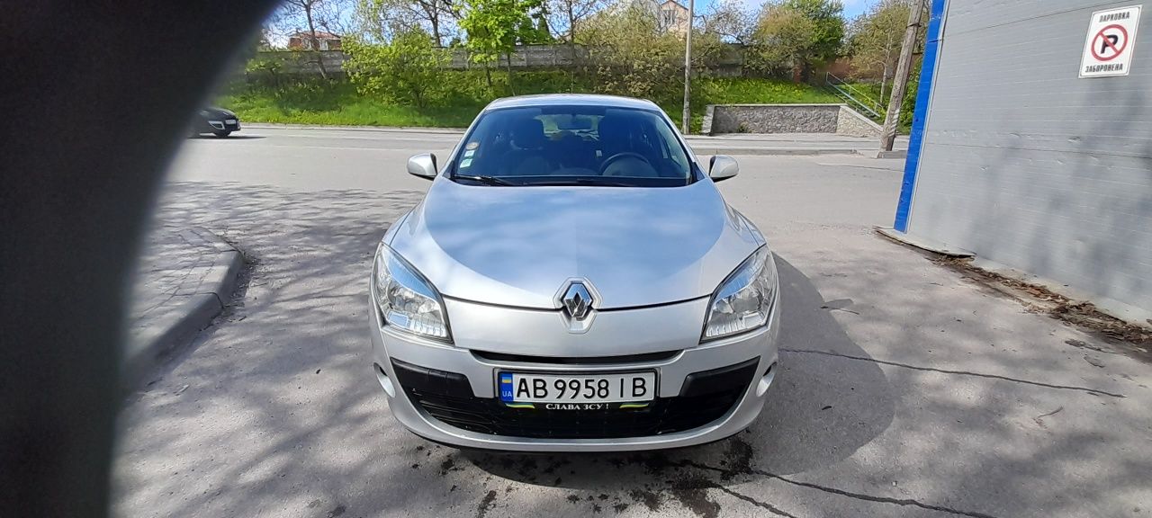 Продам Меган 3 2009 1.5 k9k