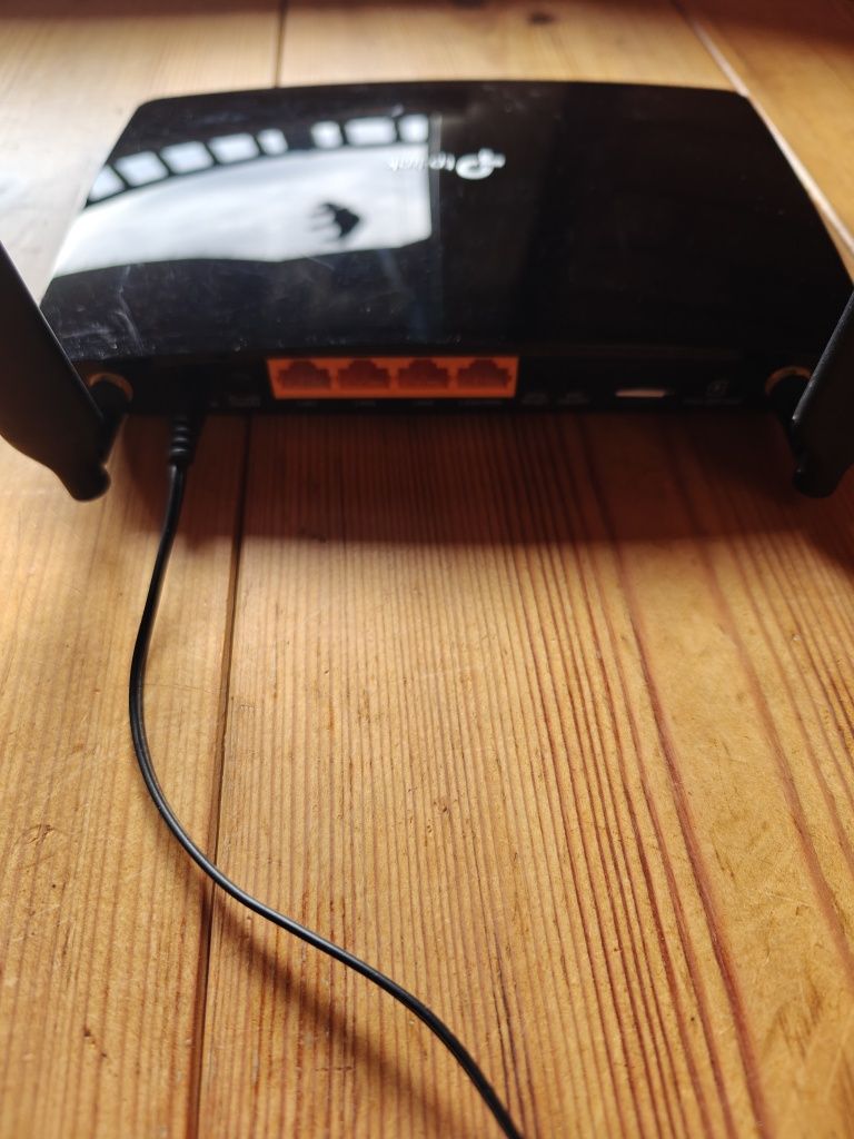 Router Tp link mr 6400