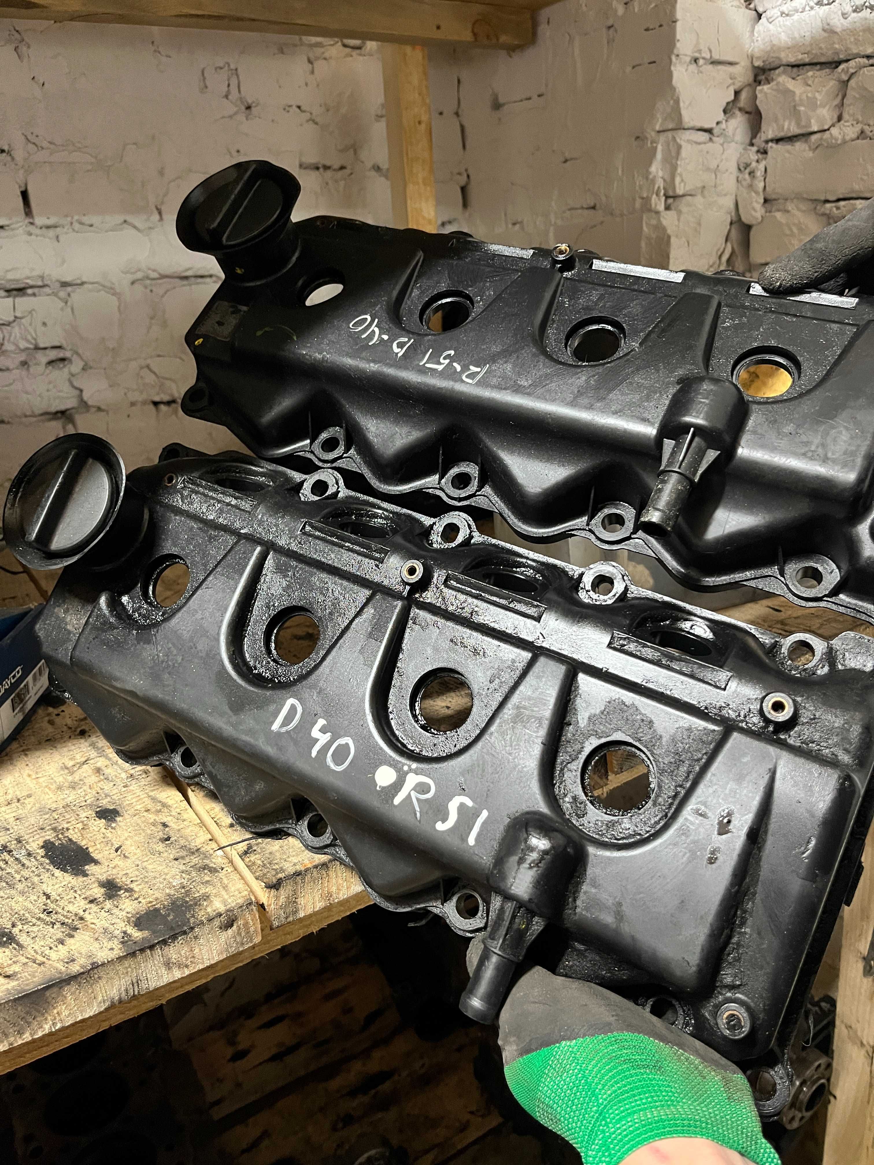 Клапанна кришка клапанів NISSAN Pathfinder R51 Нисан Навара D40 Navara