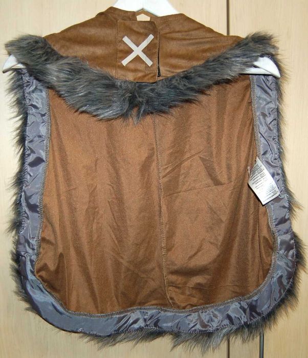 strój karnawałowy Peleryna Viking 4-6 lat 110 cm