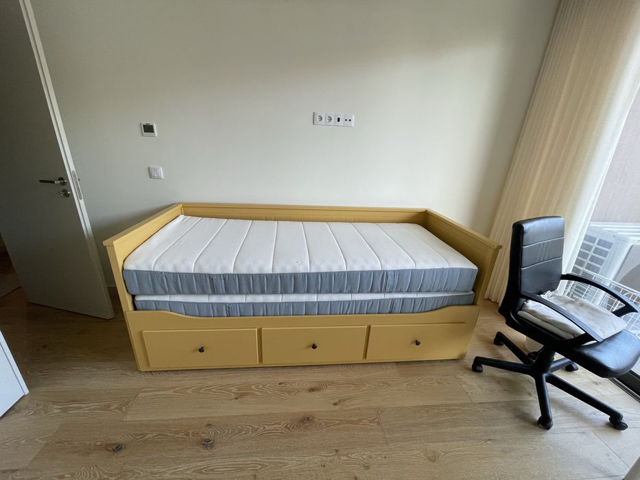 Cama dupla amarela 90x200cm IKEA