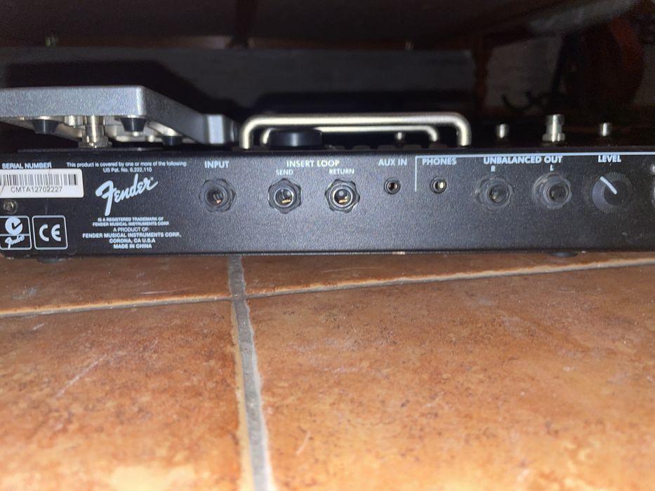 Fender mustang floor