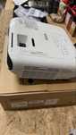 Projektor EPSON EB-FH52