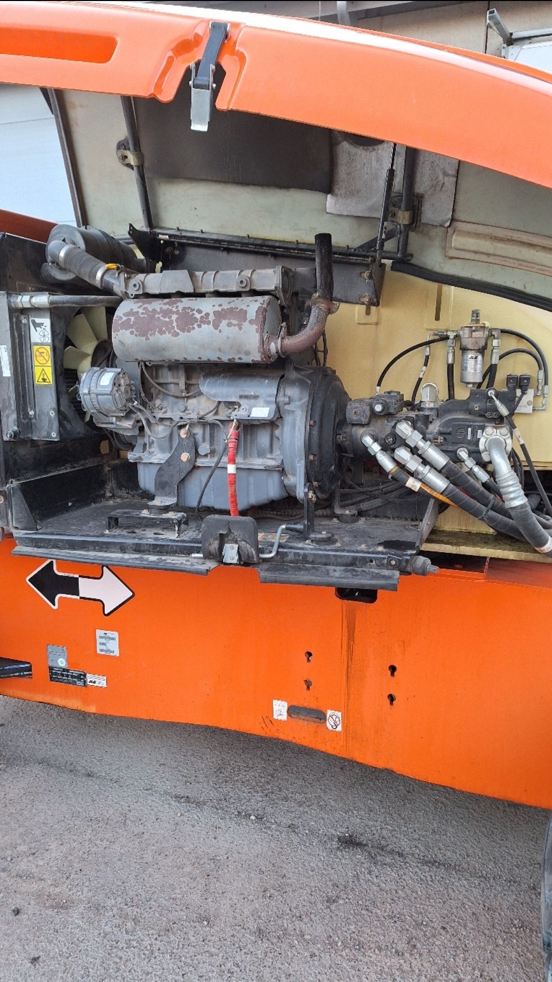 JLG 800AJ, Genie, Haulotte, Manitou, podnośnik przegubowy, zwyżka