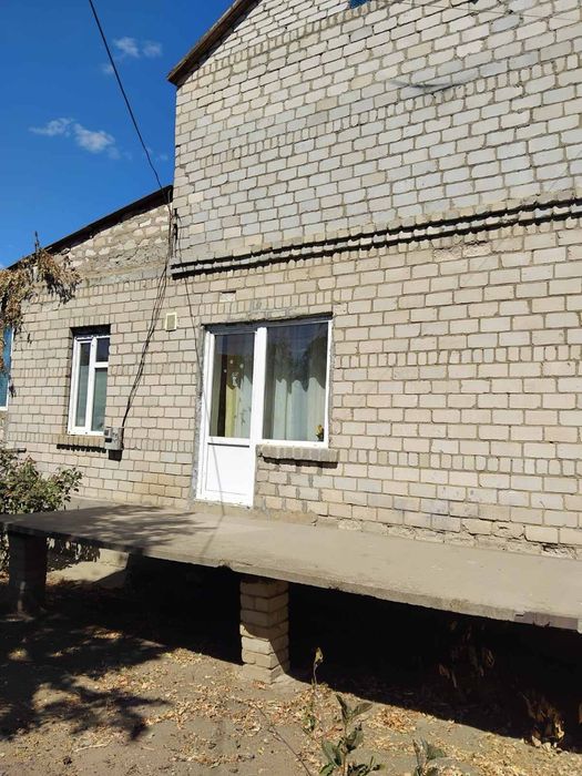 Продам чотирьох кімнатний будинок/Нова Одеса