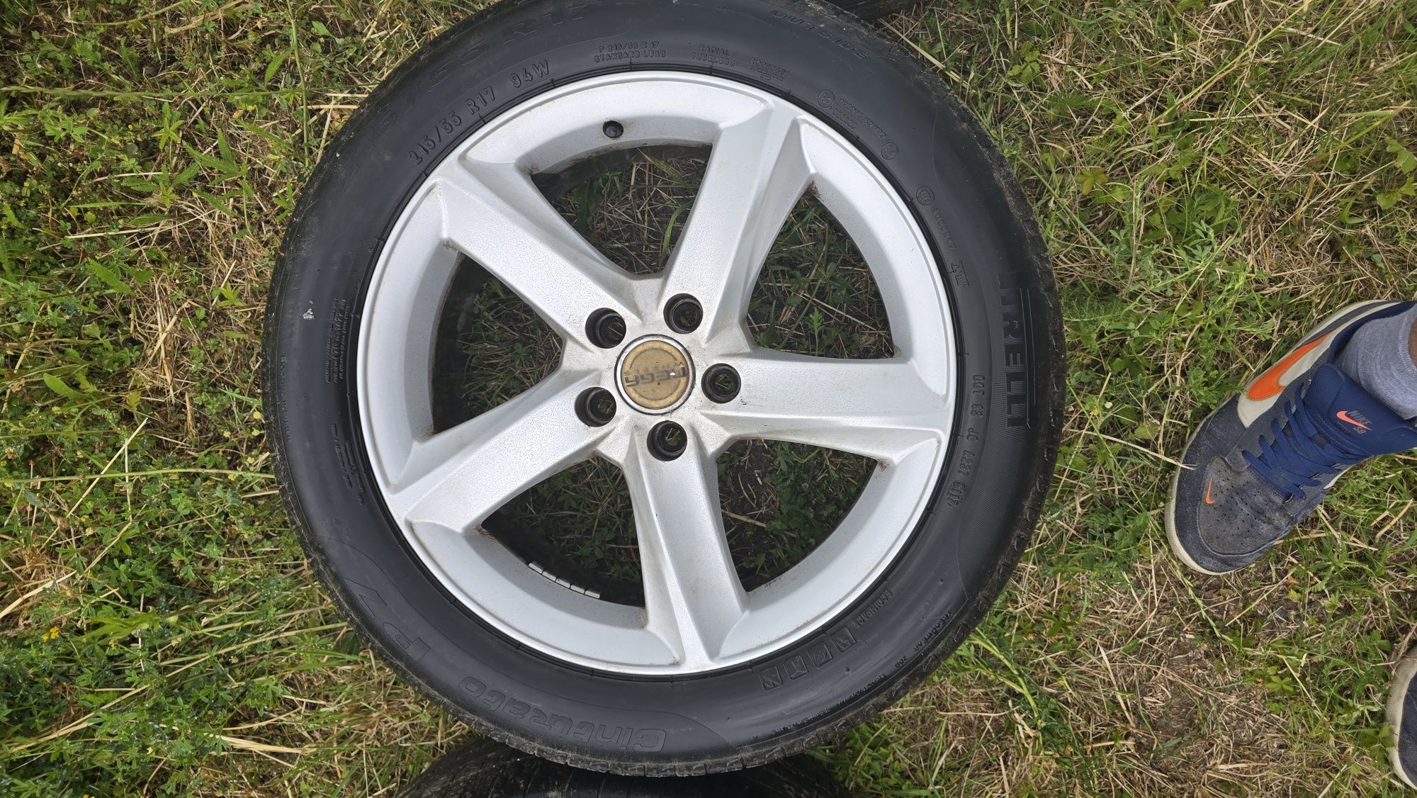 Felgi aluminiowe Mega Wheels Tigera Silver 17 cali 5x108 do Forda