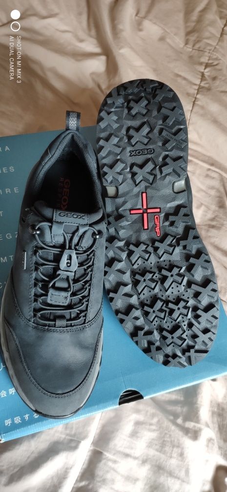 Geox Sterrato czarne skórzane sneakersy rozm 43