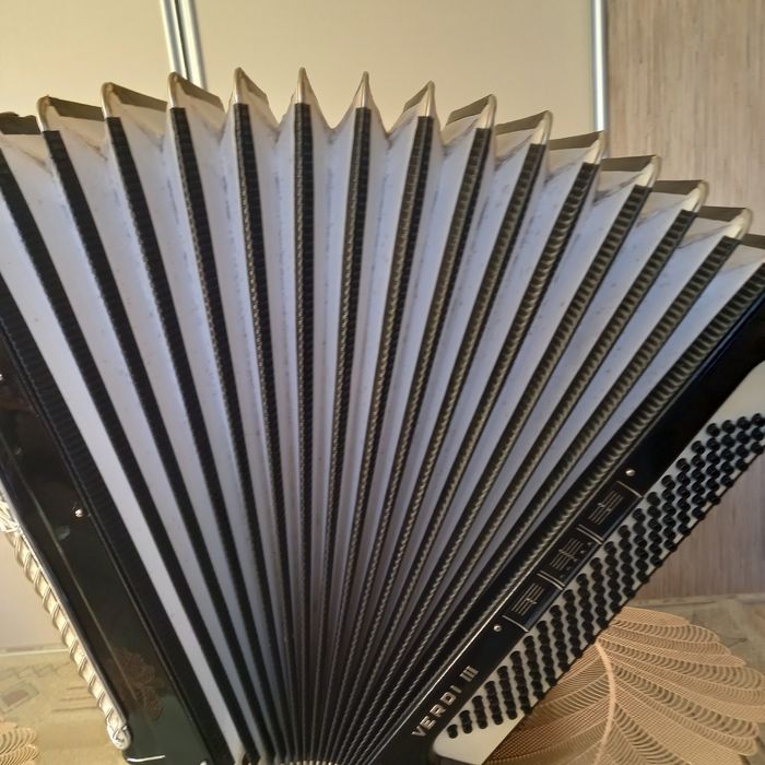 Akordeon Hohner Verdi 120 basow. 2000zl