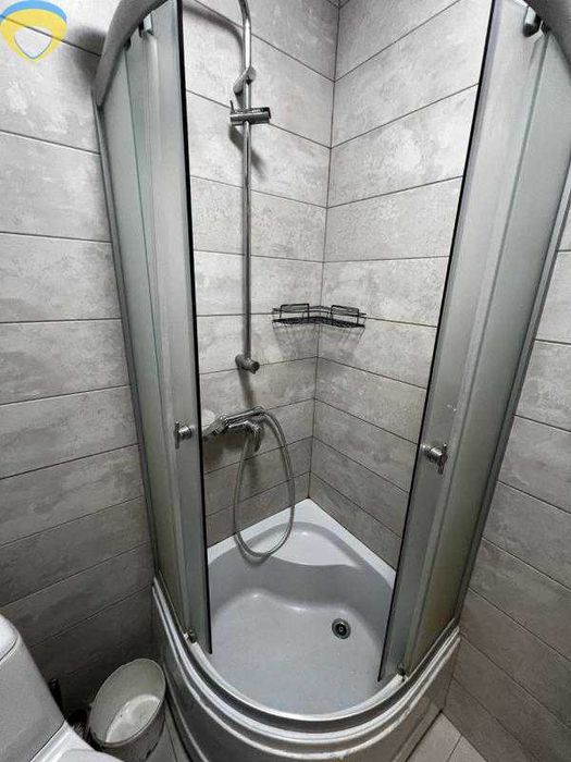 Квартира з ремонтом та краєвидом моря в новому будинку.