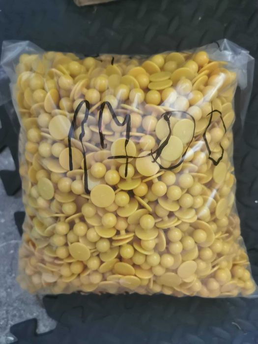 guziki do bluz kucharskich, różne kolory, 27000 sztuk