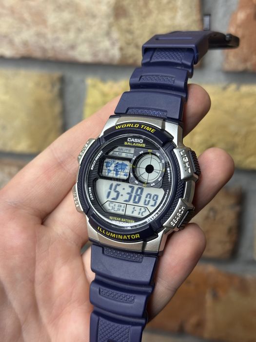 Zegarek casio ae-1000W