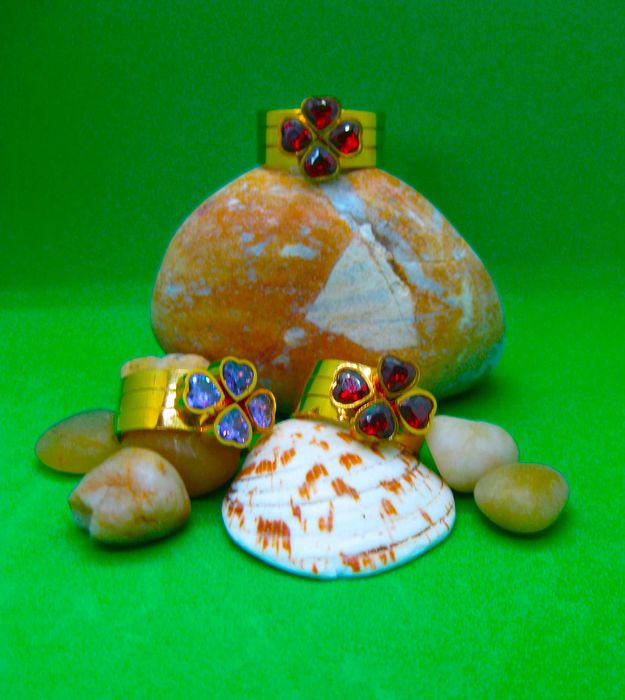 Anel Aço Dourado Ajustavel c/ Flores NOVO