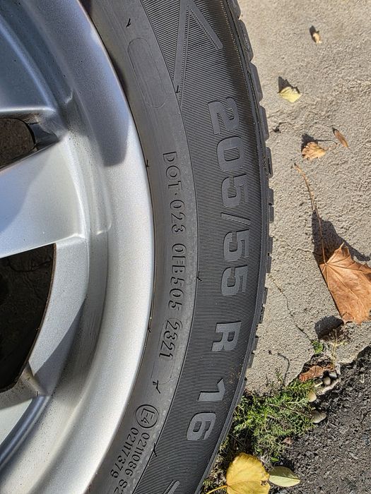 Felgi aluminiowe 16 BMW Styling 154  Opony zimowe Vredestein 205/55r16