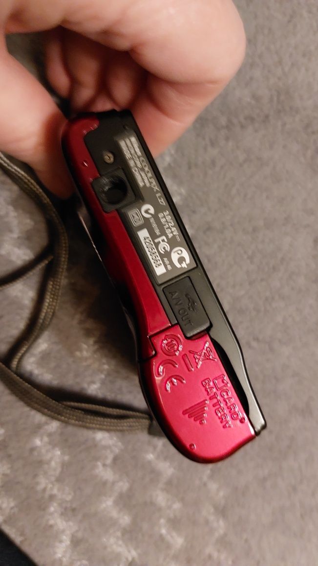Nikon coolpix L27 aparat fotograficzny + filmy dla każdego, stan bdb