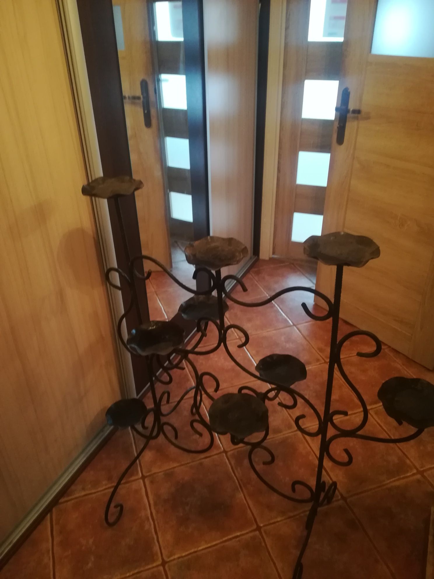 Żeliwny kwietnik  na 9 doniczek antyk