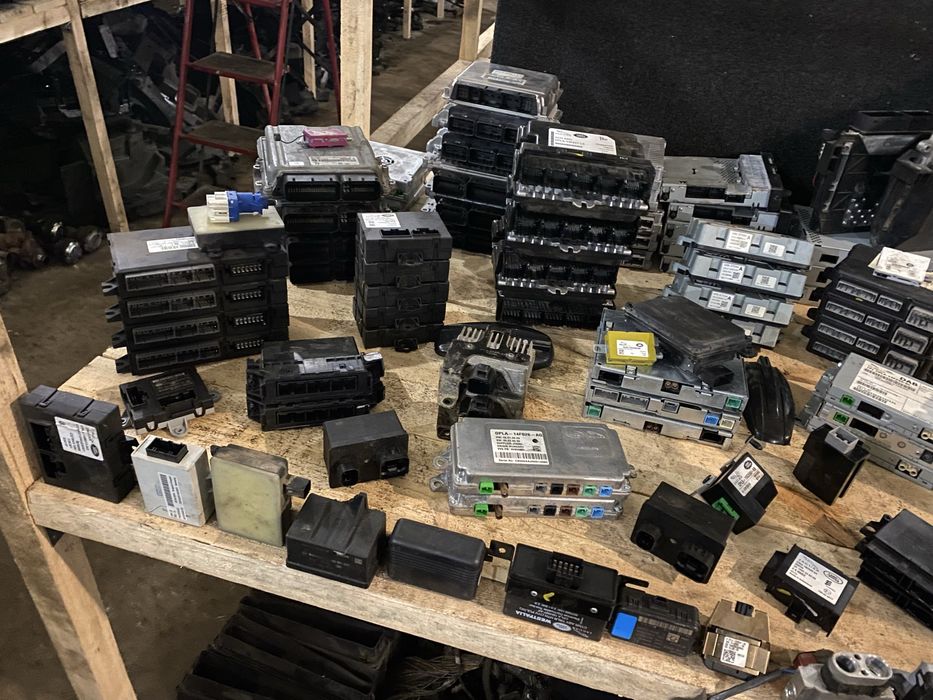 Блоки Керування Датчики Управління Range Rover L405 L322 L320