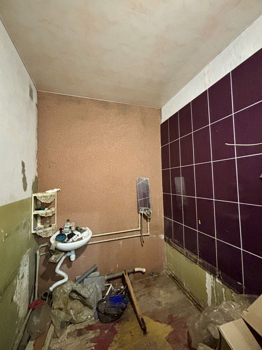 Продам 3х комнатную квартиру под ремонт, Меркурий