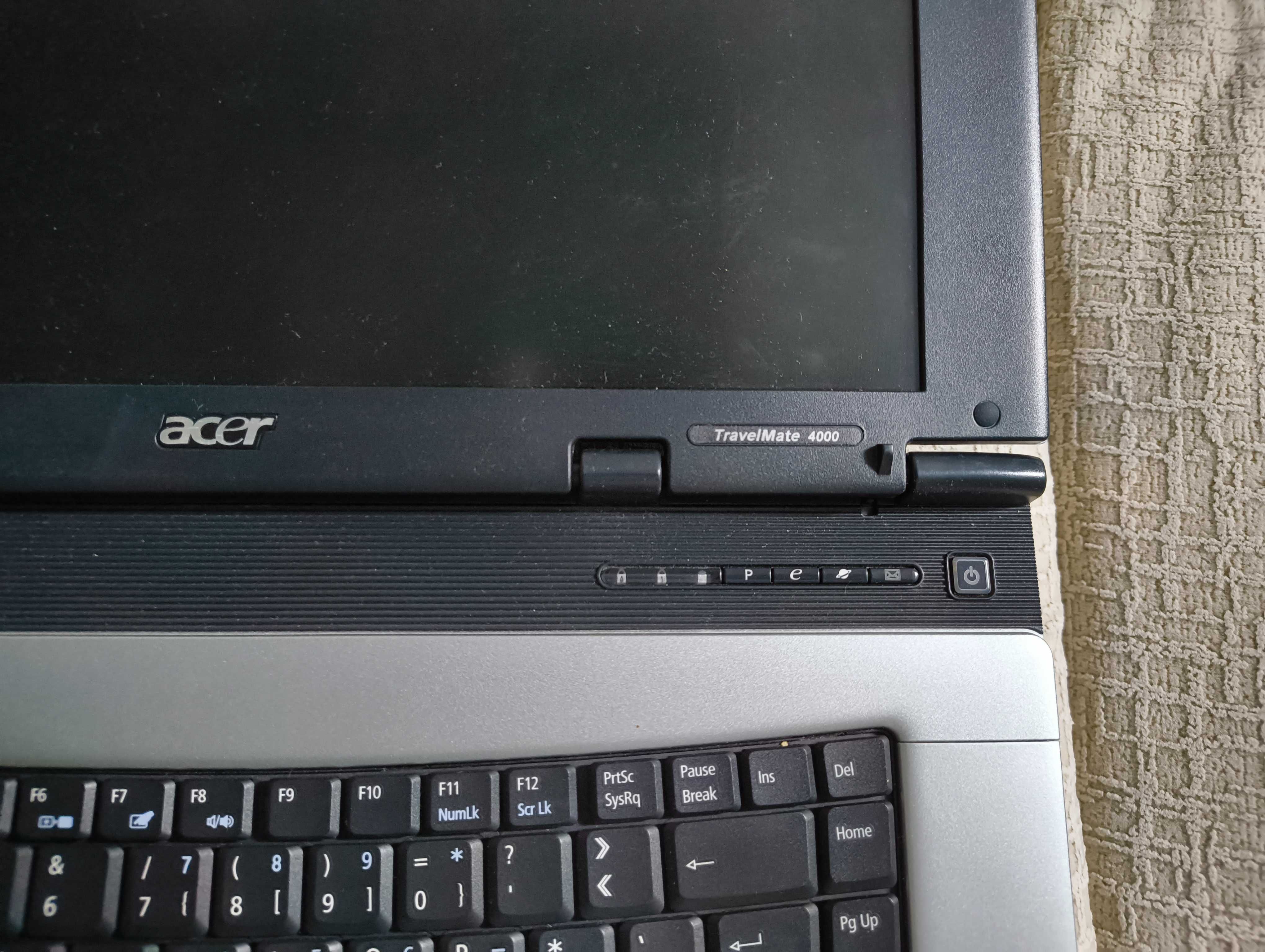 Acer TravelMate 4000 notebook