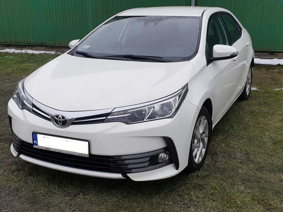 Toyota Corolla 1,6 sedan 2019r. GAZ+PB; pierwszy właściciel
