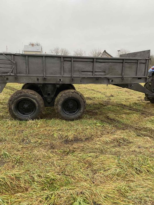 Прицеп тракторний