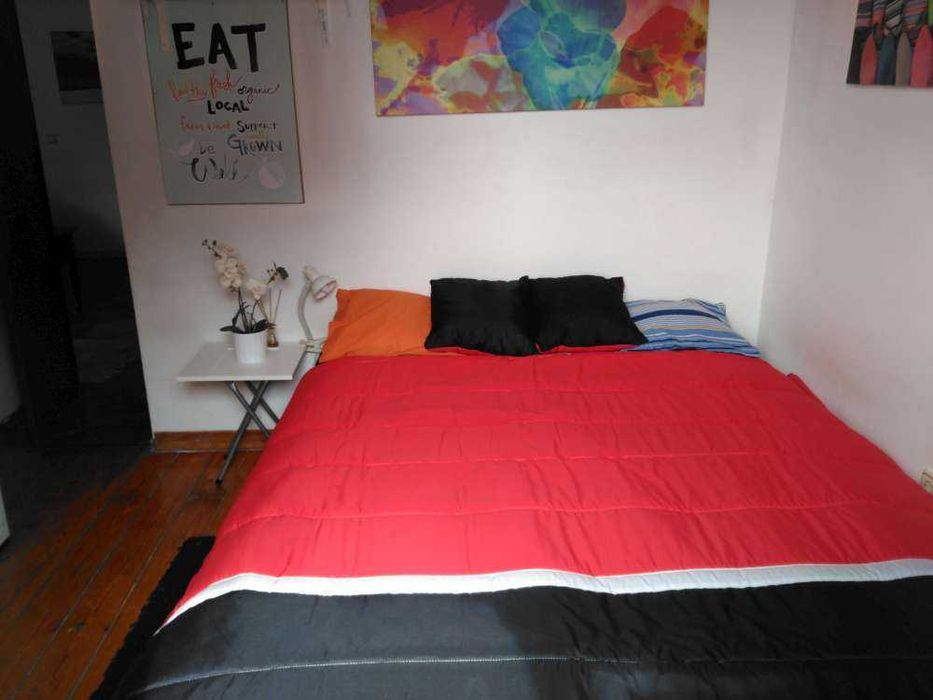 Quartos CASAL. Metro Chiado. Centro Lisboa.  LER TEXTO.