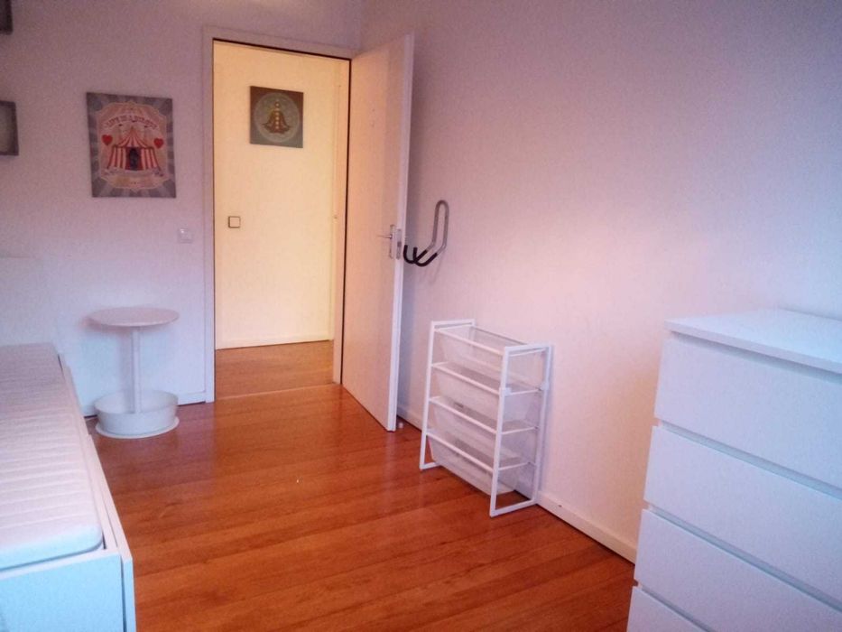 3 Quartos para  estudantes em apartamento T3