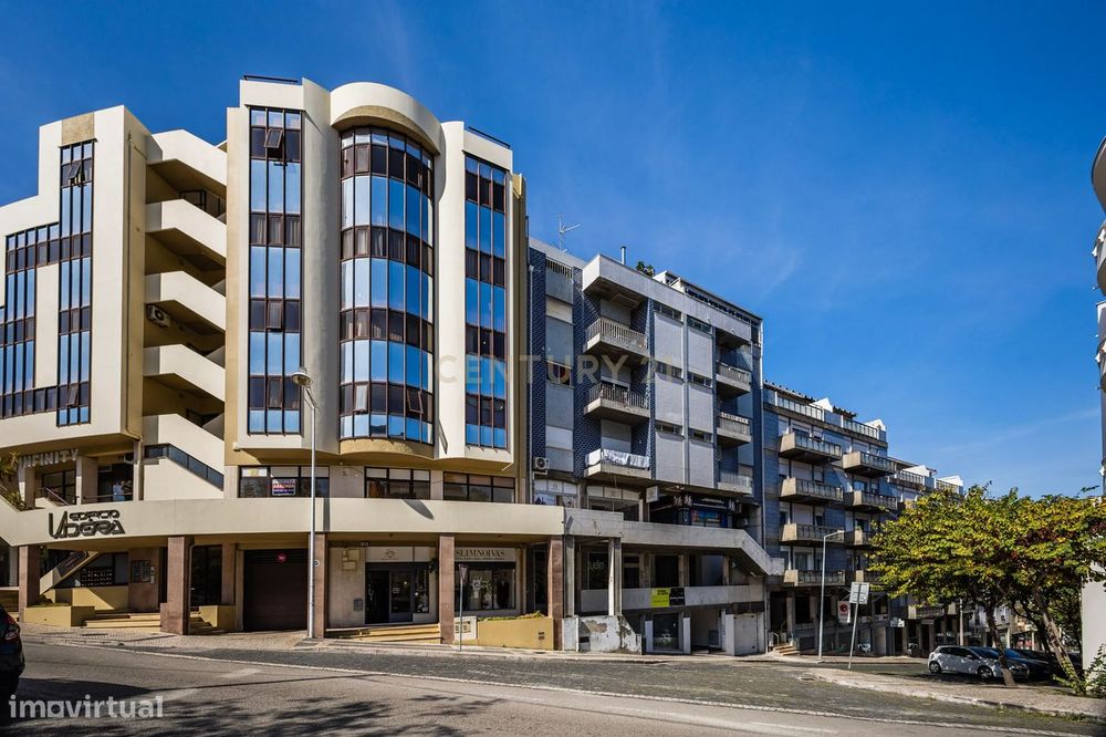 Imóvel para comércio/serviços | Centro Leiria