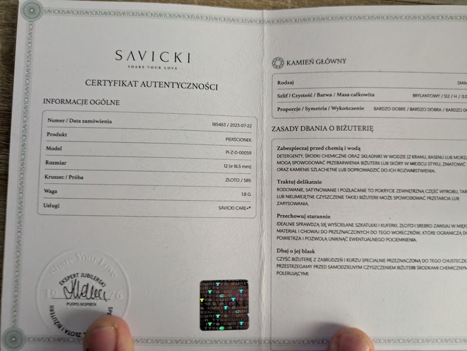 Pierścionek zaręczynowy SAVICKI: złoty 585, diament + care