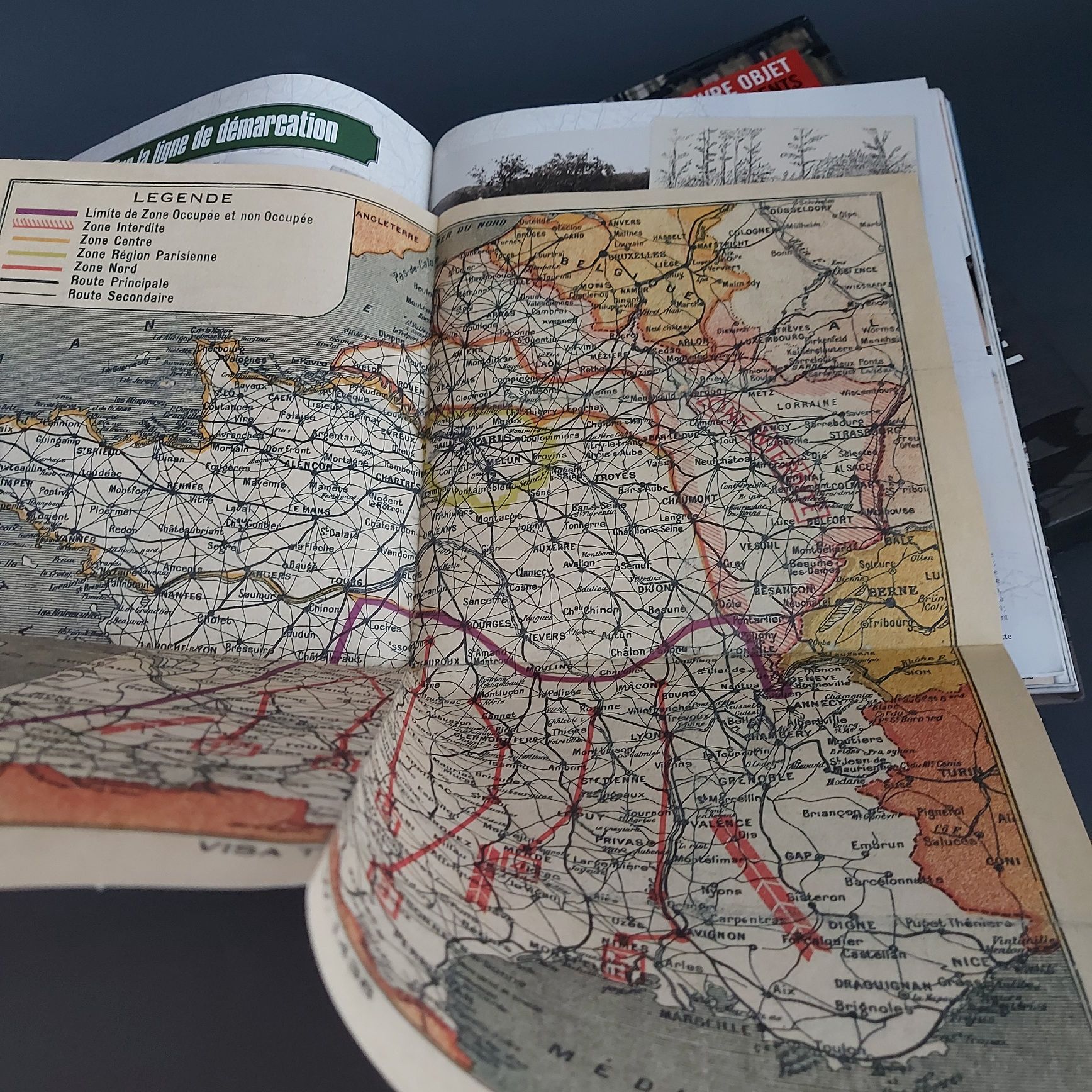 Книга-музей "Слова з тіні. Франція під час окупації  1939-1945"