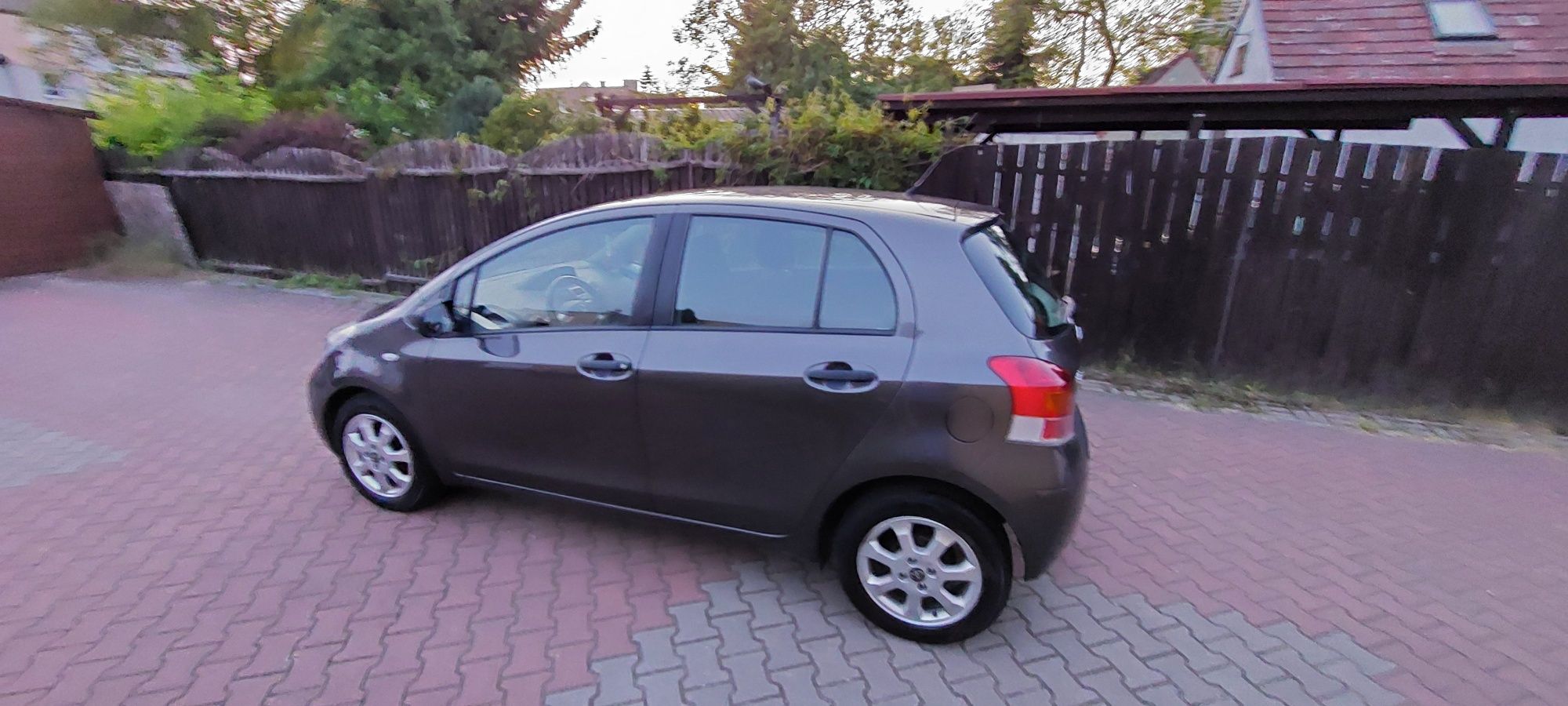 Toyota Yaris 2009 1.33